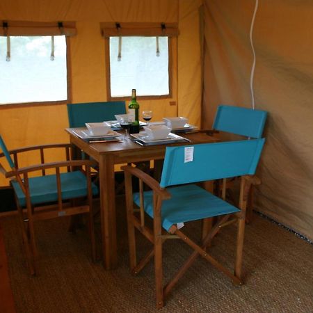 Safari At La Petite Lande Hotel Thiviers Exterior photo