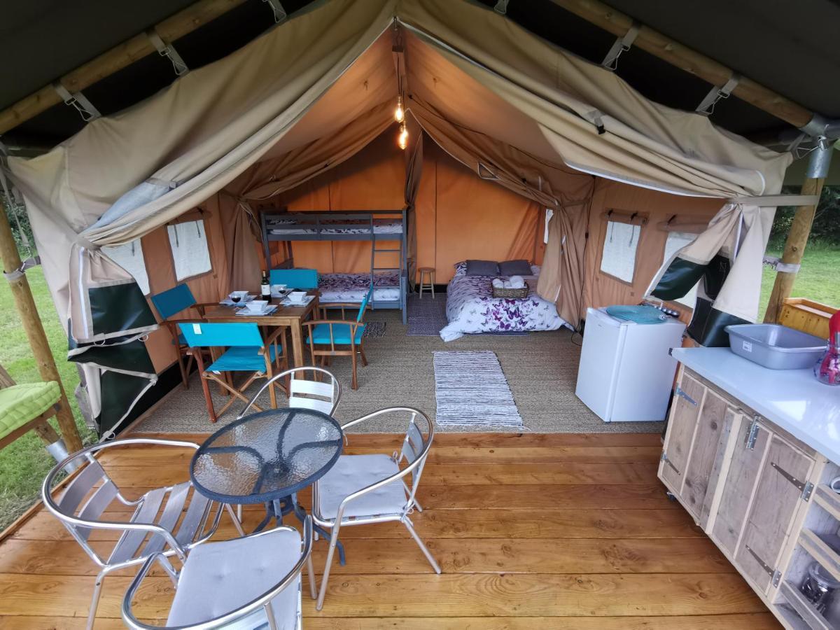 Safari At La Petite Lande Hotel Thiviers Exterior photo